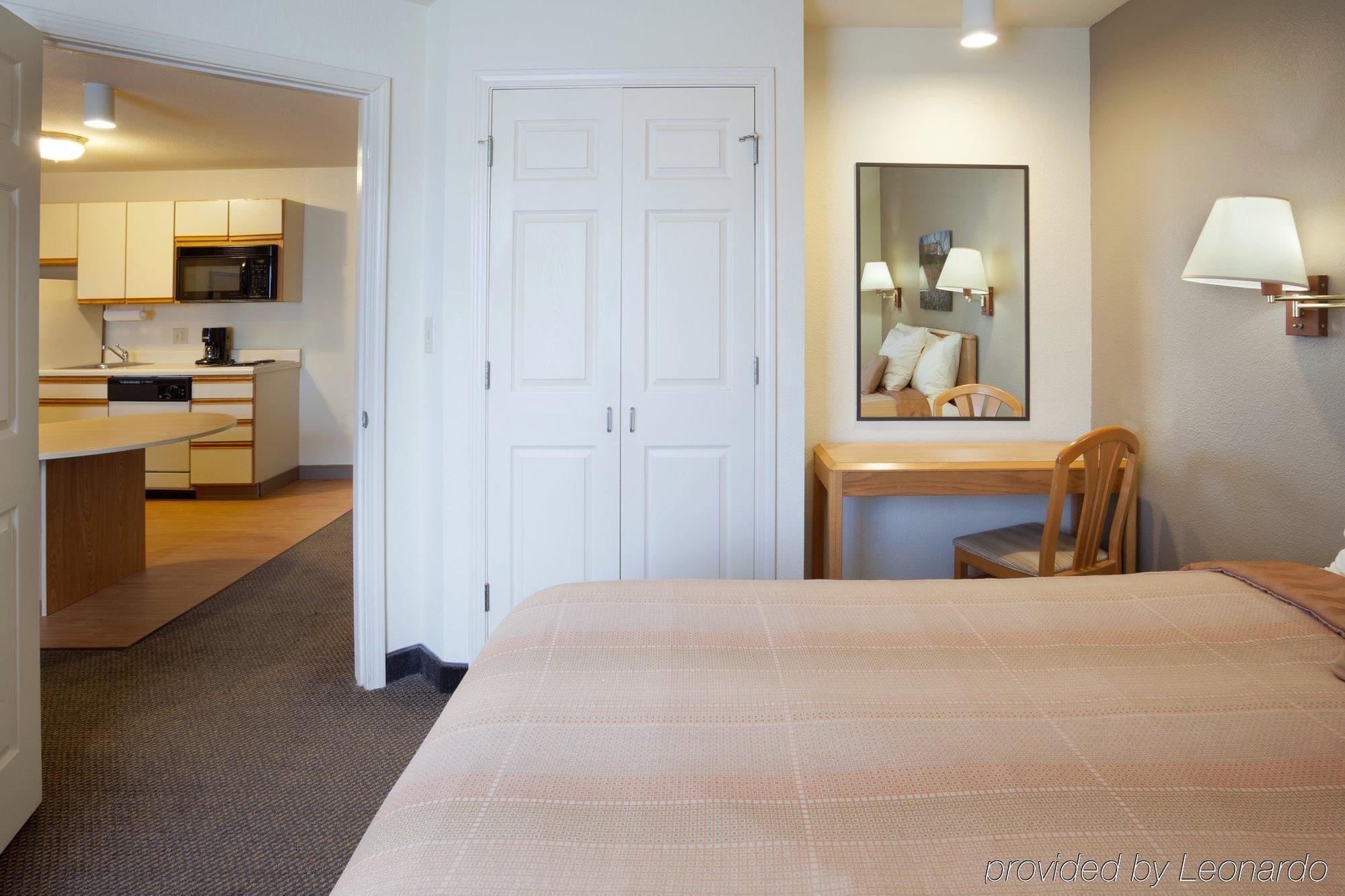 Sonesta Simply Suites San Antonio Northwest - Medical Center Номер фото