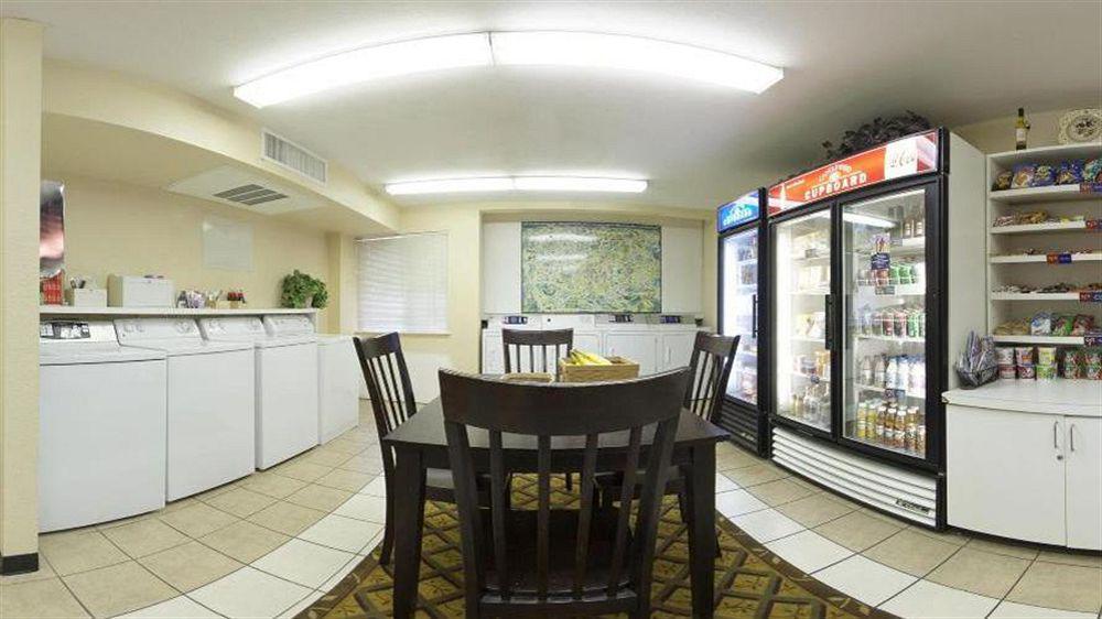 Sonesta Simply Suites San Antonio Northwest - Medical Center Экстерьер фото